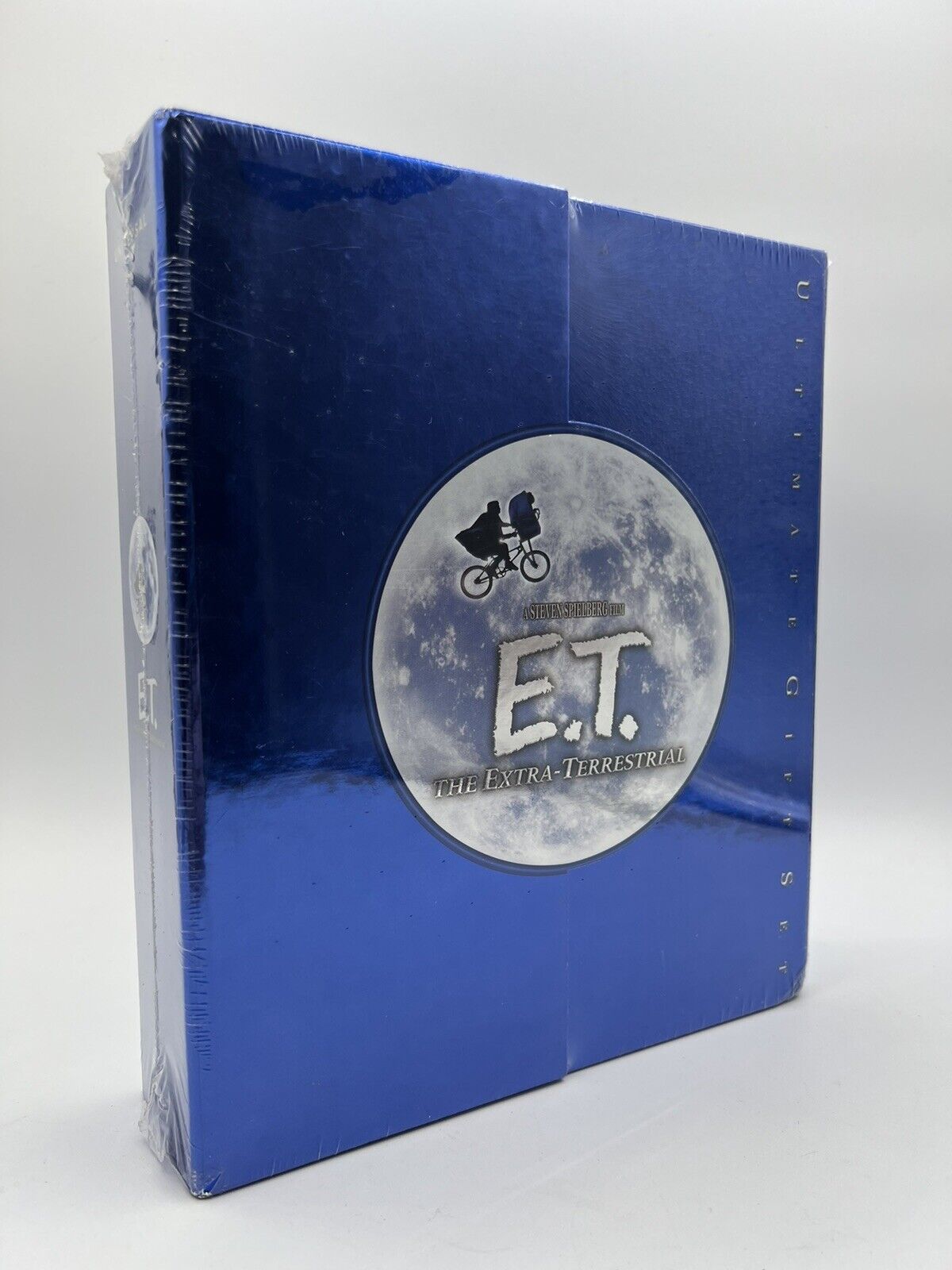 E.T. The Extra-Terrestrial  Ultimate Gift Set (DVD) USA